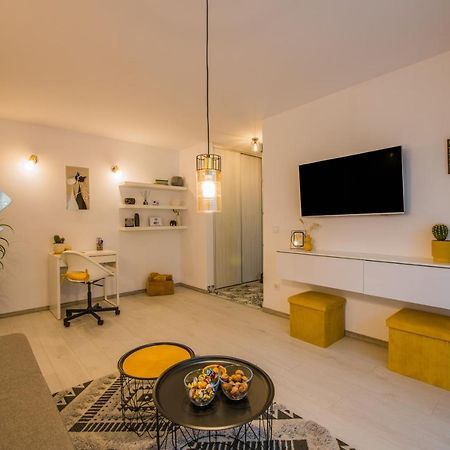 Kitty Sunflower Apartment Alba Iulia Dış mekan fotoğraf