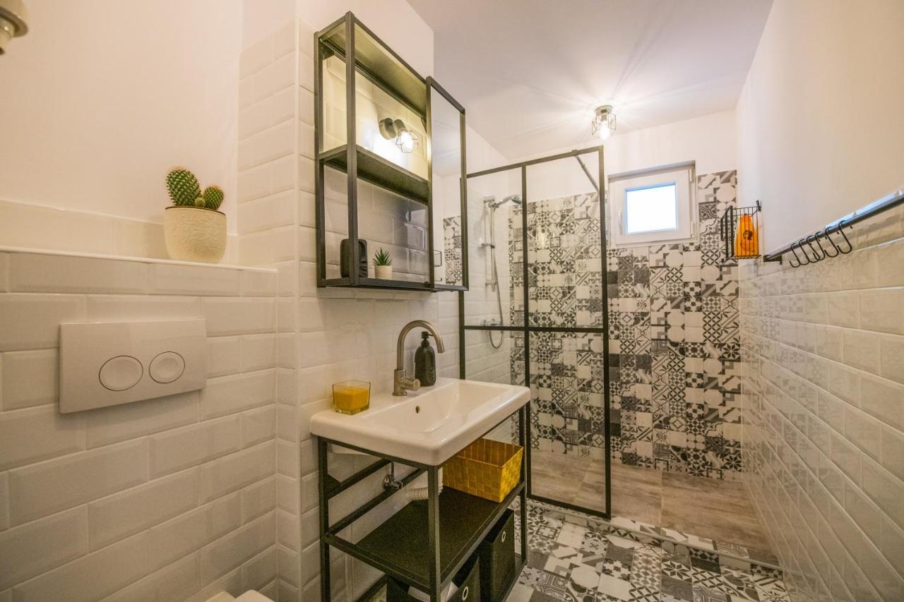 Kitty Sunflower Apartment Alba Iulia Dış mekan fotoğraf